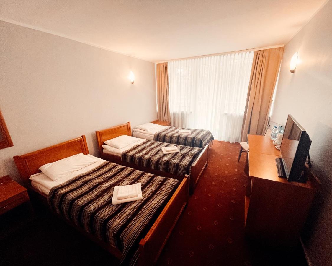 Promenada Zegrze Hotel เบียออบเซกิ ภายนอก รูปภาพ